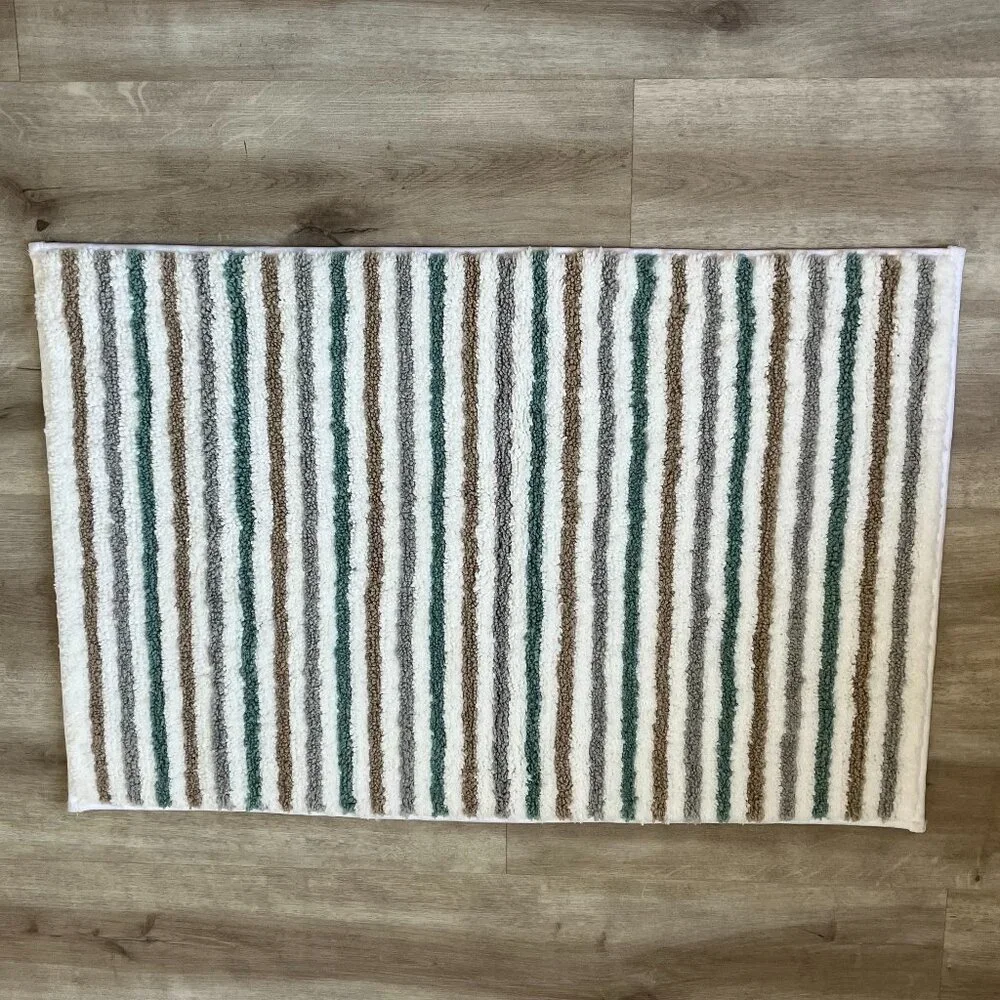 Mainstays Multi-Color Stripe Rectangular Bath Rug NWOT - Picture 2 of 3
